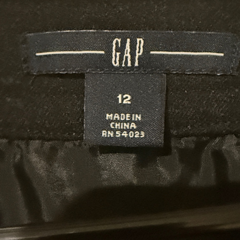 GAP Black Short Sleeve Dress - Picture 2 of 7
